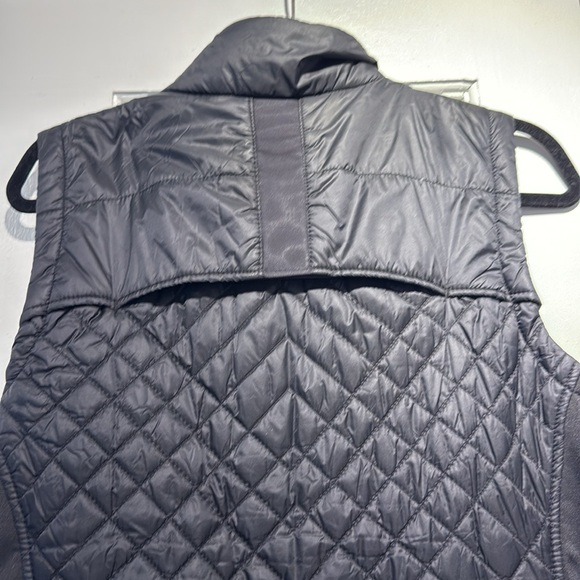 Athleta vest - Picture 7 of 7
